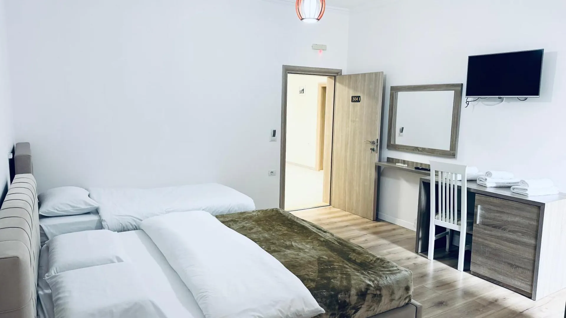 Kutal Park Inn Hotel Përmet 알바니아