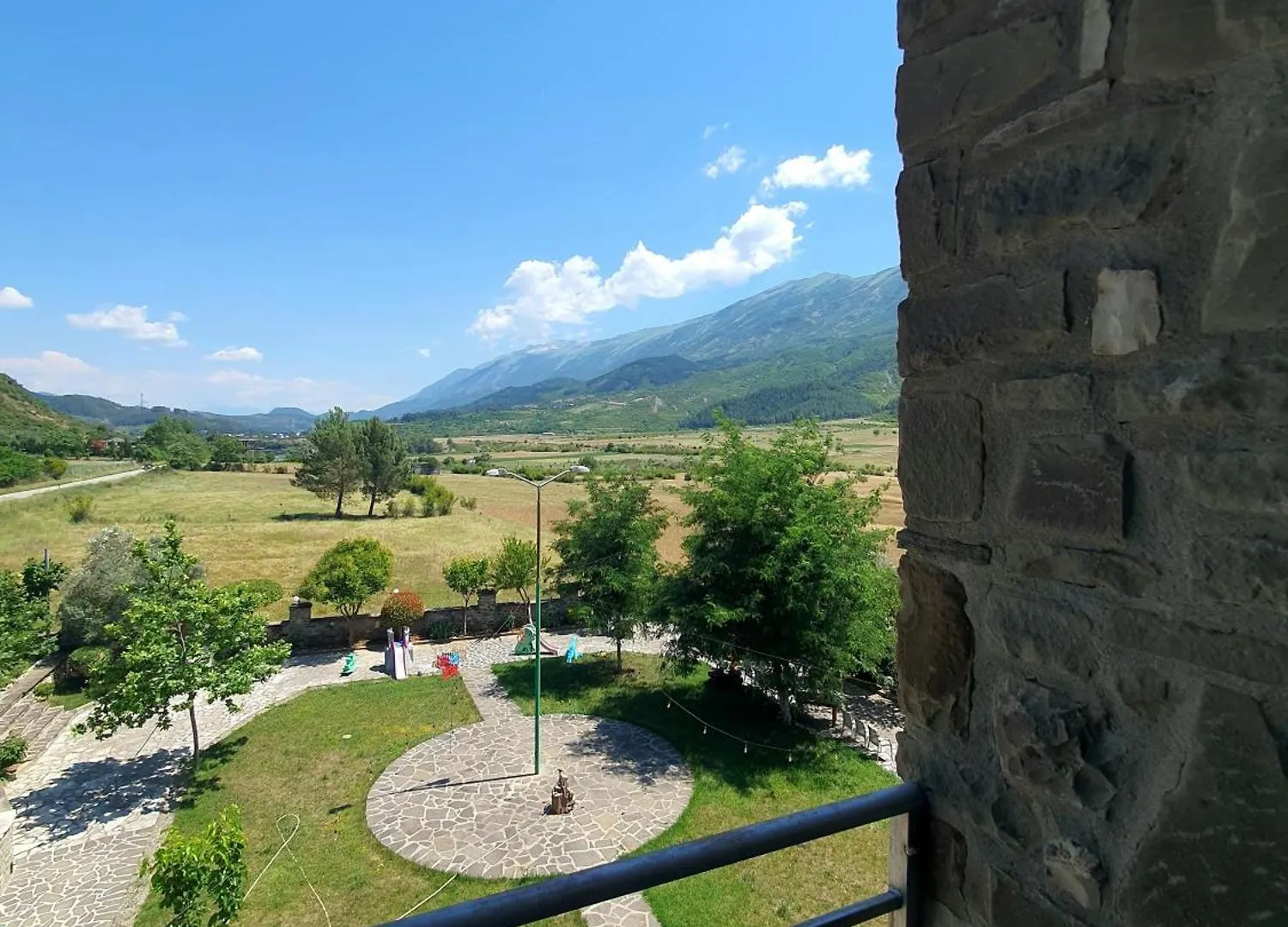 Kutal Park Inn Hotel Përmet