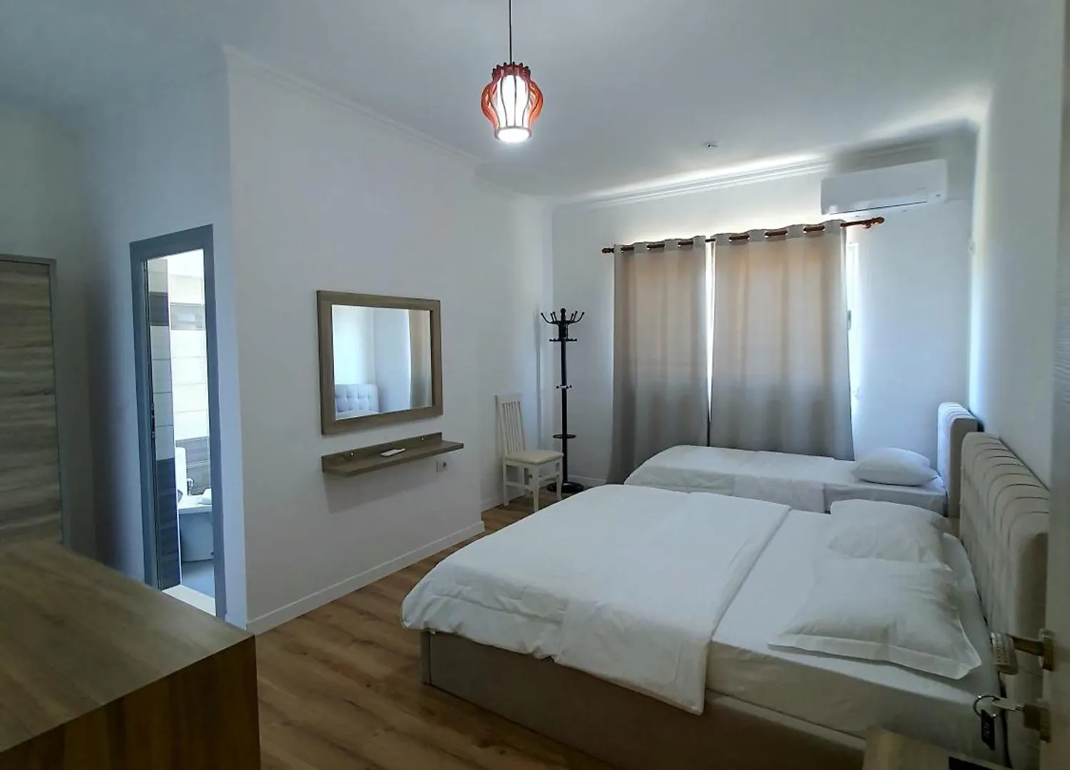Kutal Park Inn Hotel Përmet Albania