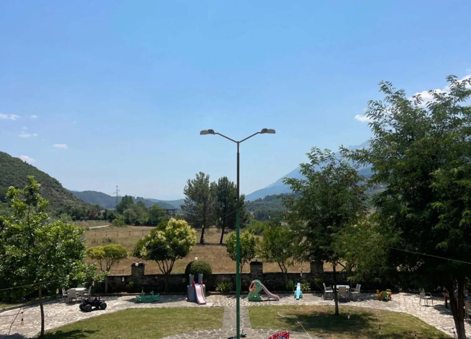 Kutal Park Inn Hotel Përmet