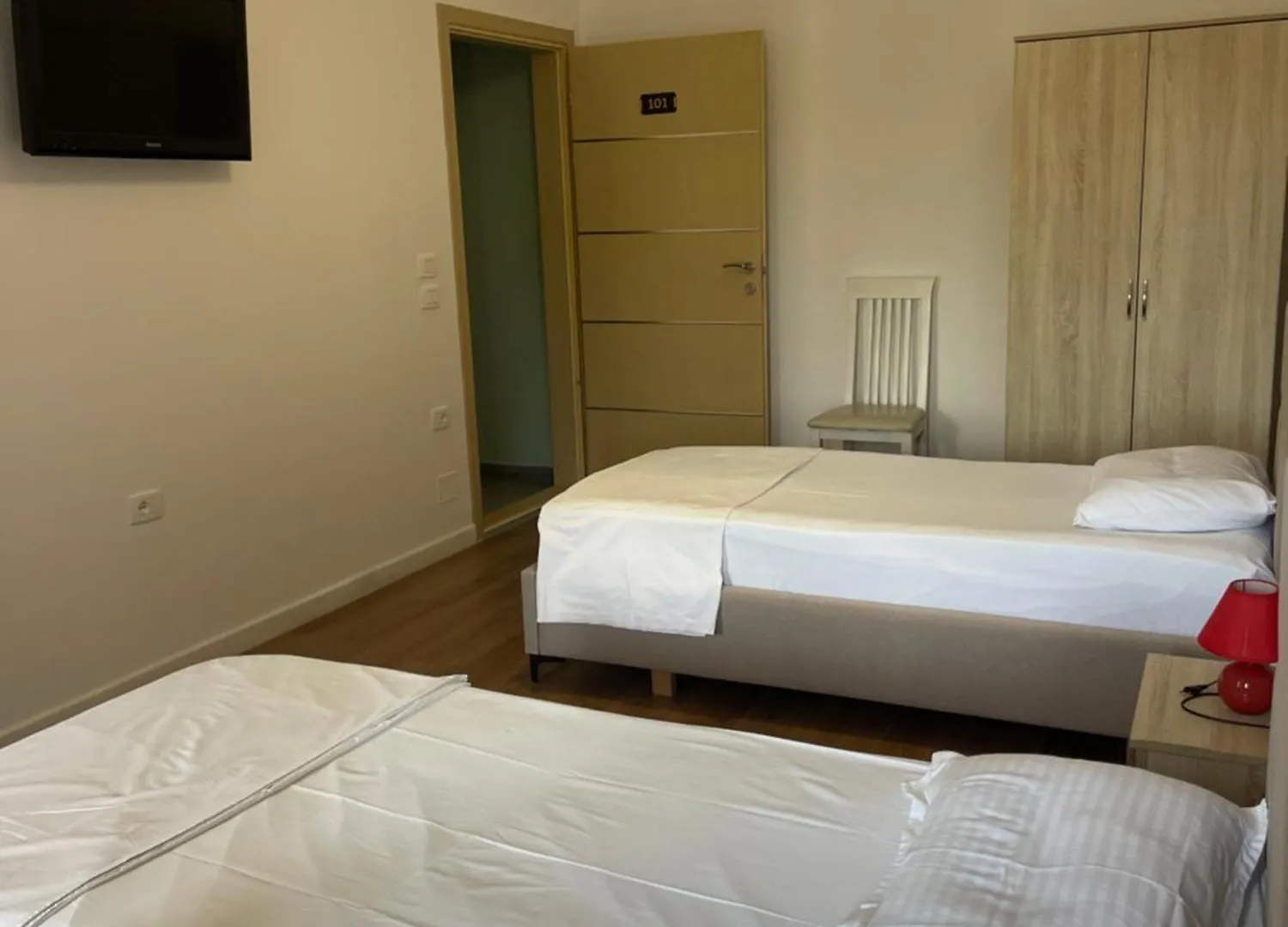 Kutal Park Inn Hotel Përmet Albania