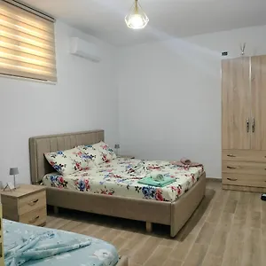 Stomici Bed and breakfast